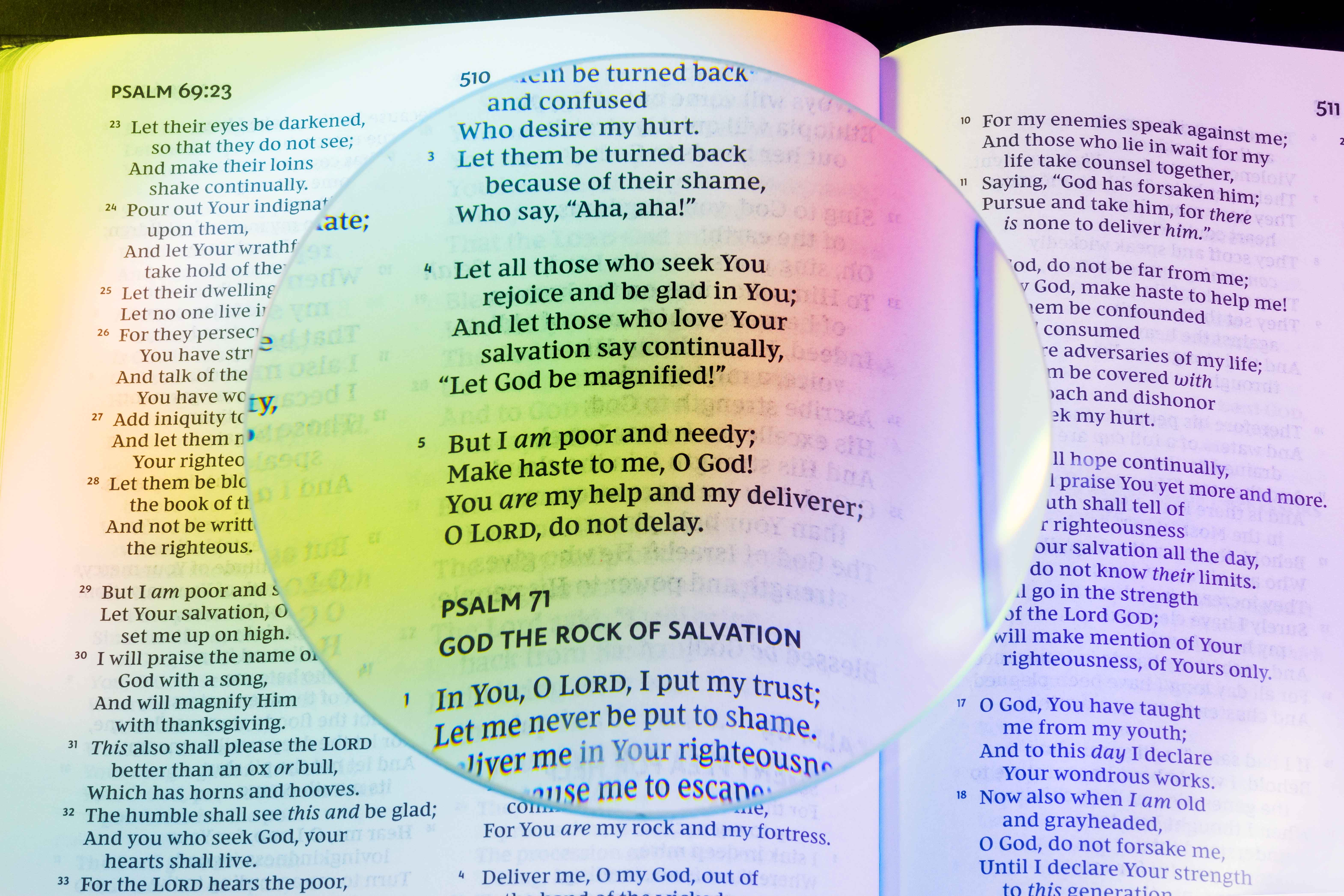 0F0A9377PsSeventyVersefiveMagLR